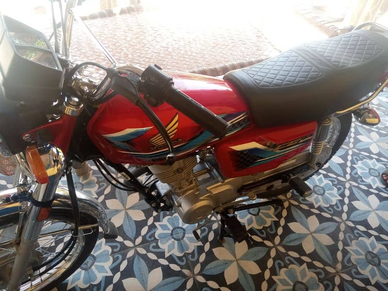 i am selling a bike 8