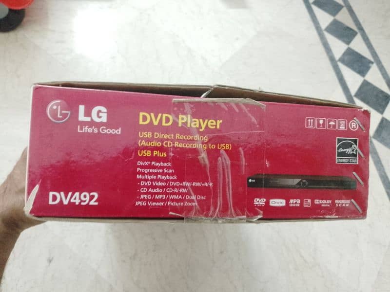 LG- CD/DVD player 1