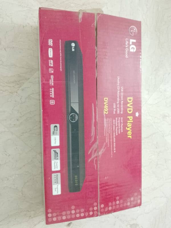 LG- CD/DVD player 4