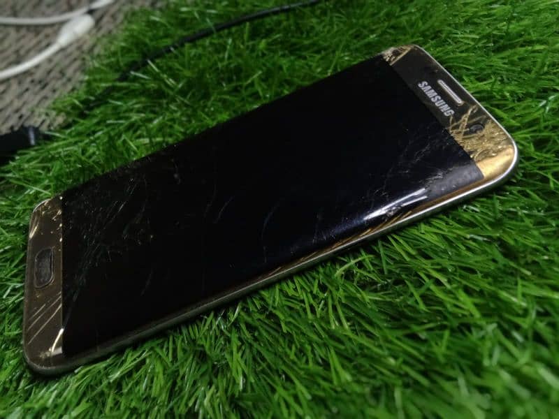 Samsung S7 edge official pta approved 5