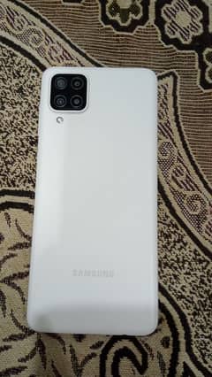 Samsung A12