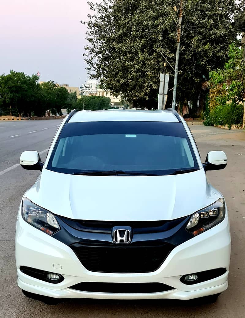 Honda Vezel Z (Top of the Line) 2016 0