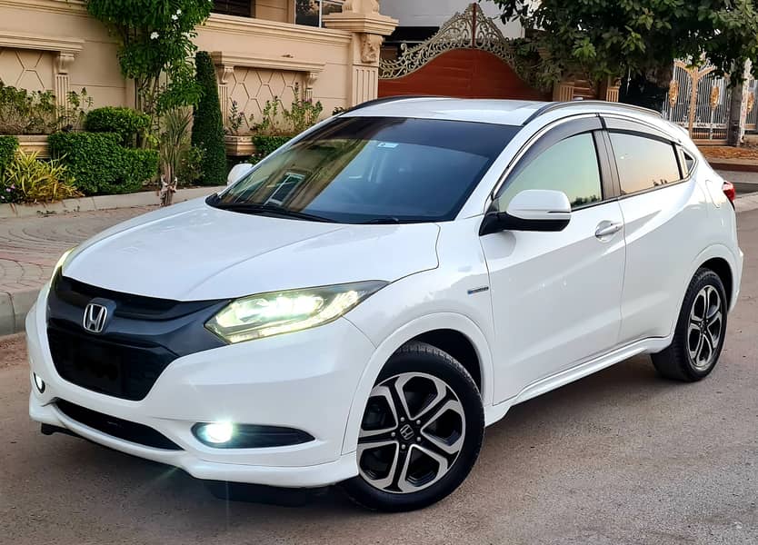 Honda Vezel Z (Top of the Line) 2016 2