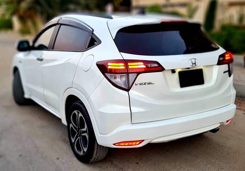 Honda Vezel Z (Top of the Line) 2016 15