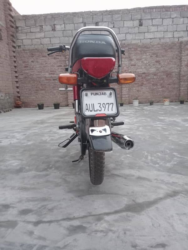 Honda CD 70 2022 Model 5