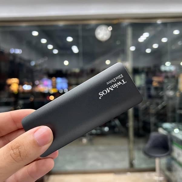 TwinMOS EliteDrive 1TB Portable SSD 3