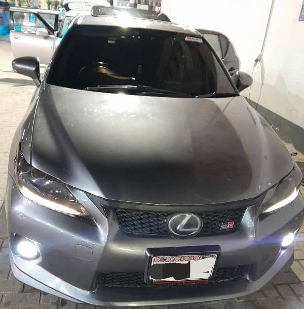 Lexus CT200h 2011 0