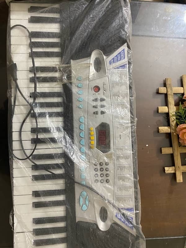 piano imported 0