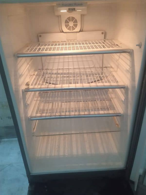 Dawlance H. Zone fridge for sale in good shape 3