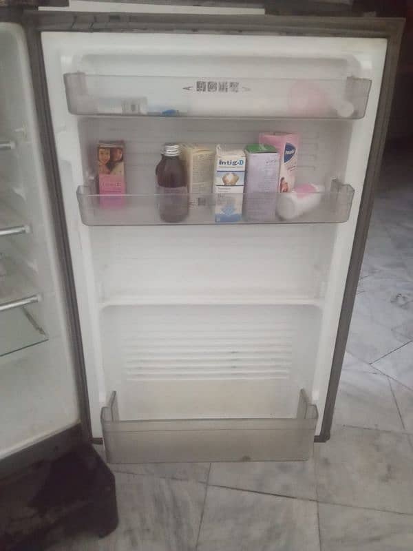 Dawlance H. Zone fridge for sale in good shape 7