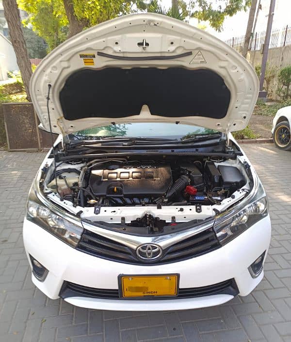 Toyota Corolla Altis 2016 15