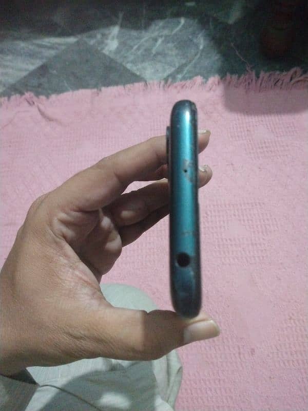 Motorola one fusion is available for sale in low price 4