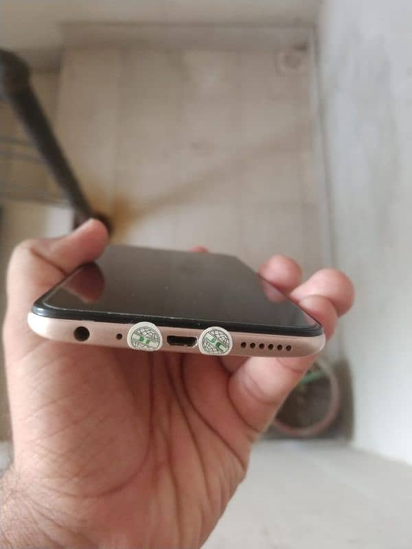 vivo y85 little white dot on screen 9