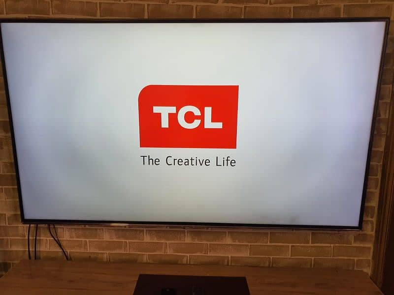 imported TCL 65"lnch smart led TV 4