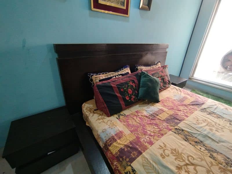 Double Size King Bed 3