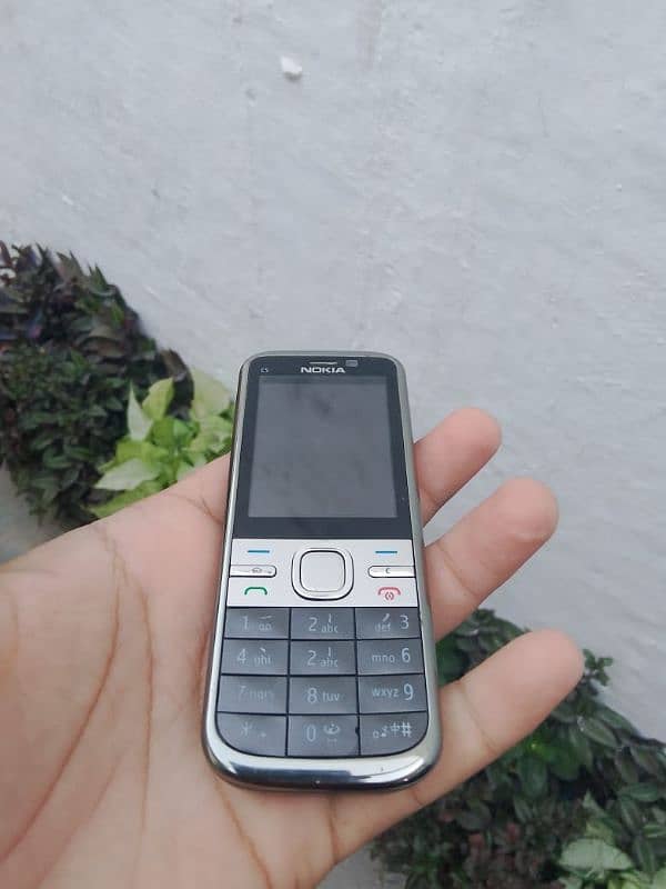 Nokia C5 0