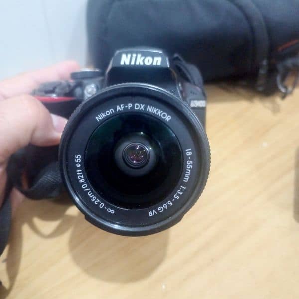 Nikon D3400 DSLR camera 10/10 condition 1