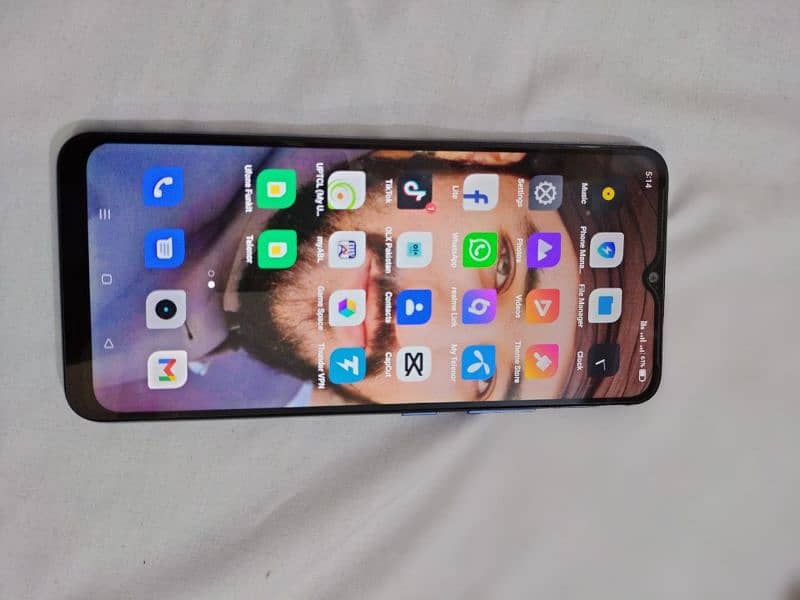 Realme C-12 3/32 with box 6000 mah battery 0