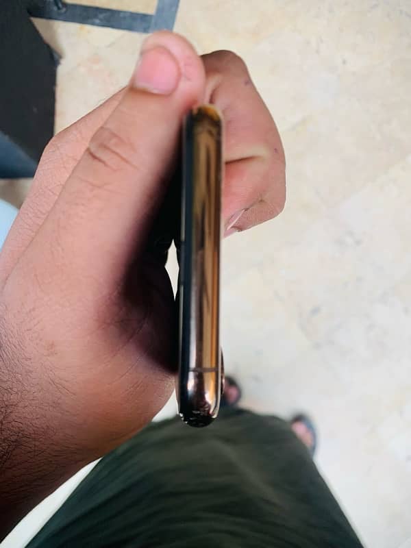 Apple iPhone XS 256 GB for sale and exchange 1