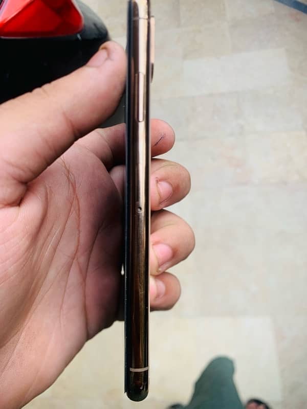 Apple iPhone XS 256 GB for sale and exchange 2