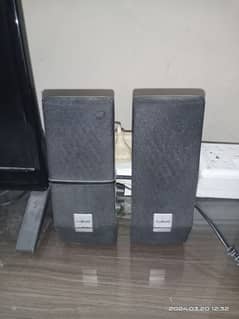 speakers