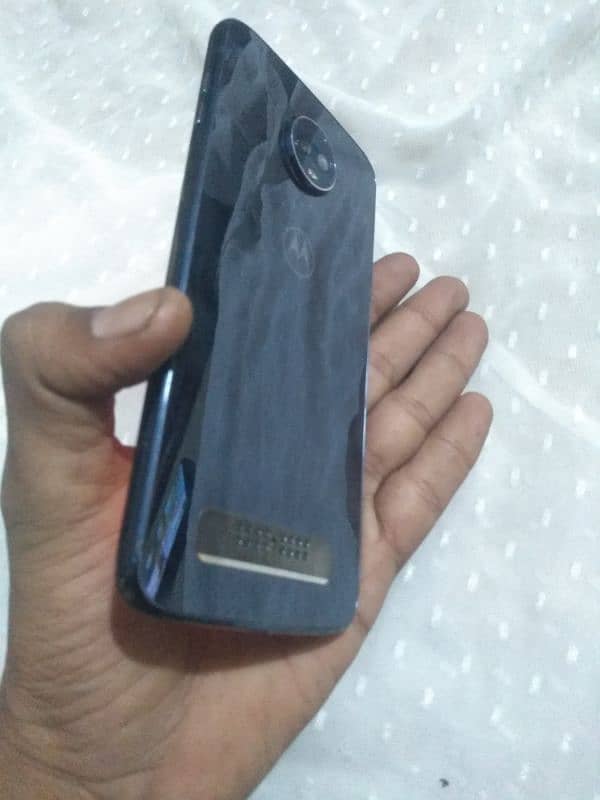 Moto z3 ( PTA Approved ) 1