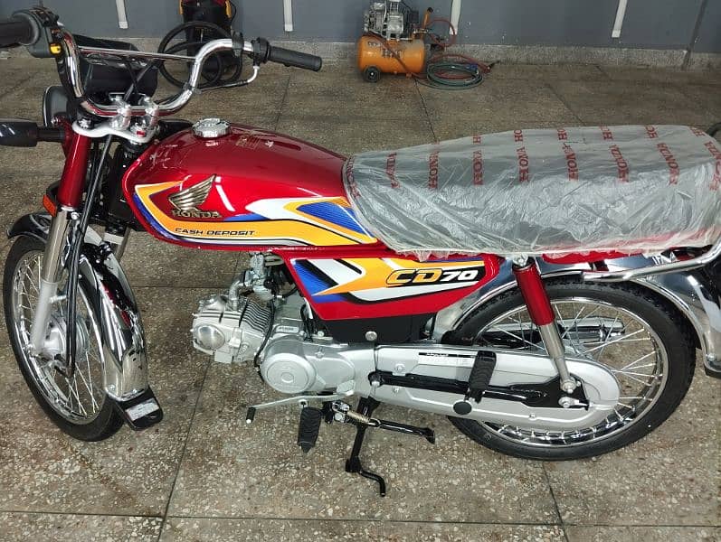 Honda CD 70 brand new unregistered 8