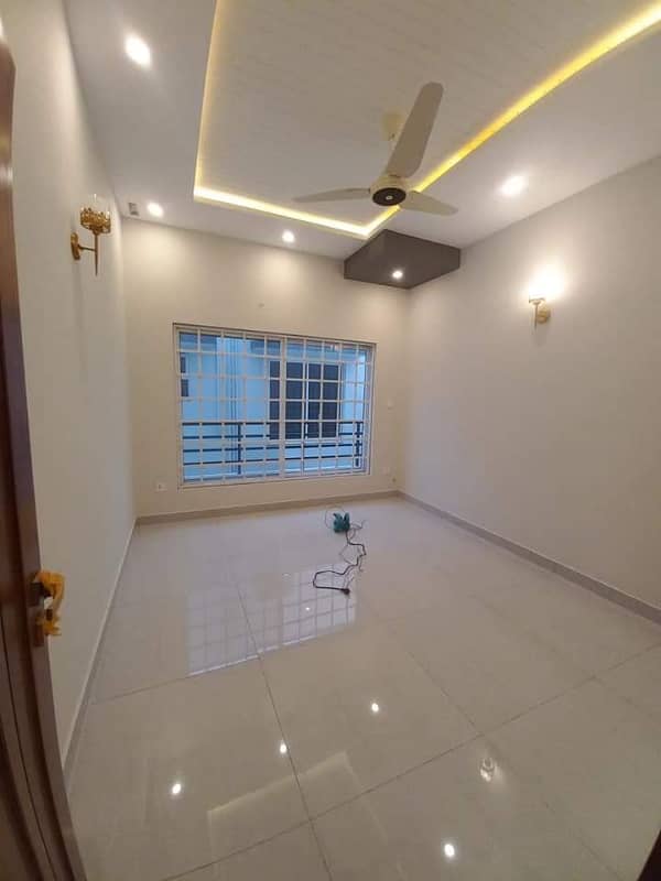 1 kanal full house available for rent in DHA phase 2 Islamabad 16