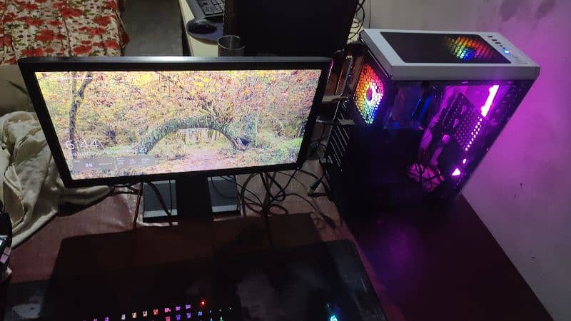 i7 7th generation Gaming PC and 24 inch Monitor 1