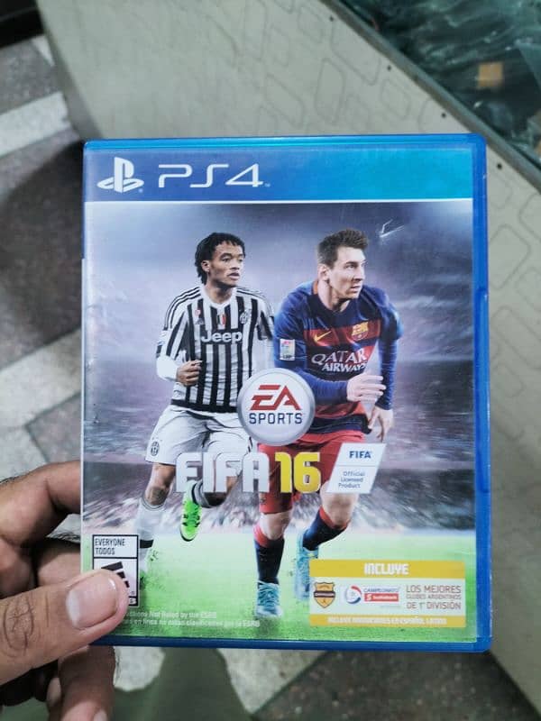 PS4 CDS 03084017127 2