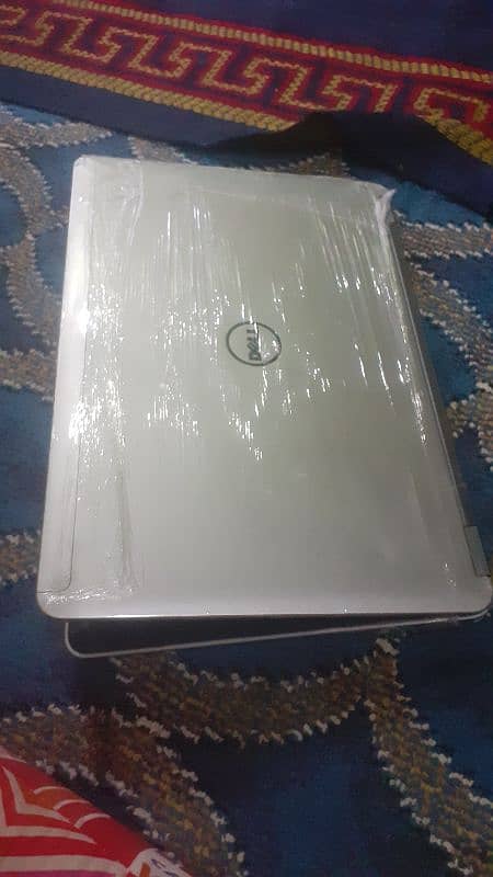 dell laptop lattitude E6440 2