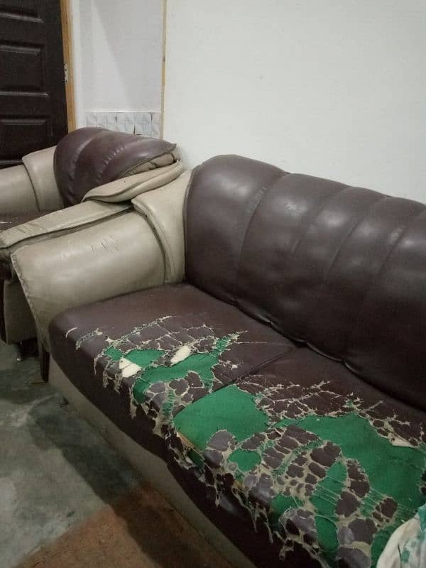 Six seater sofa set for sale 0