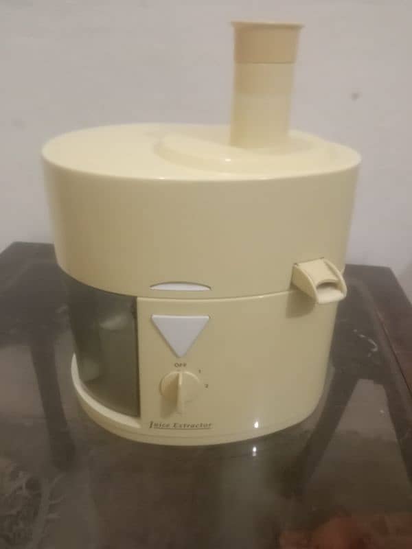 juicer. machine 2