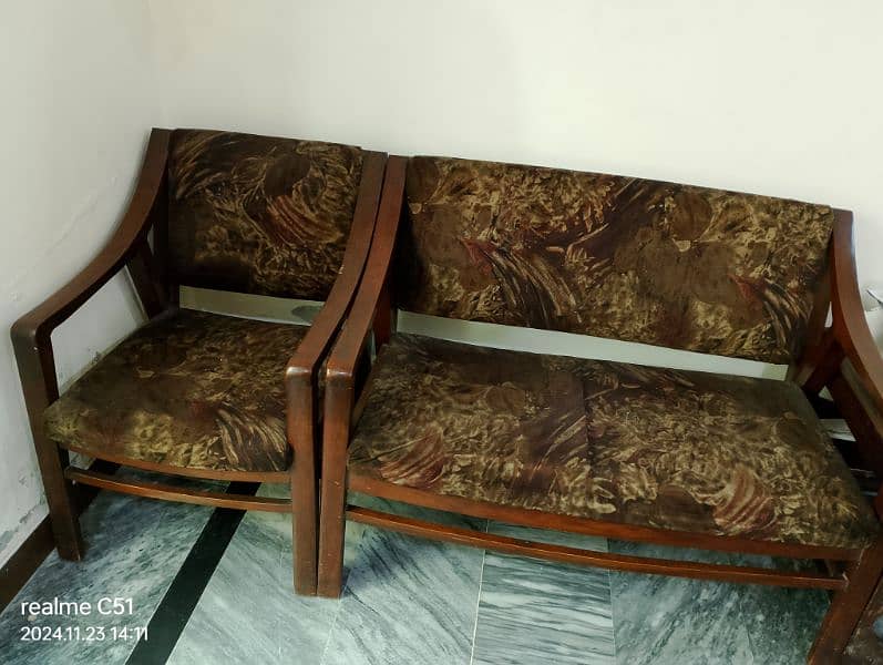 4 Seater Sofa Set For Sale 1