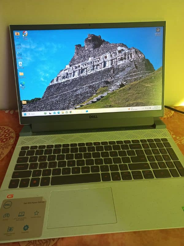 Dell laptop 1