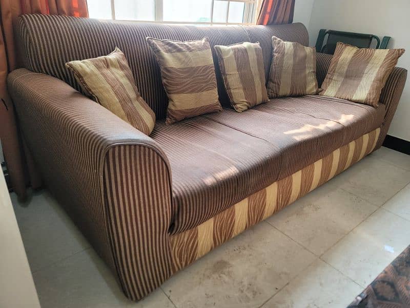 5 seater sofa 3