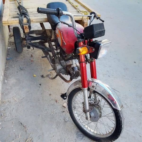 chingchi rickshaw good ranning condition for sale 7