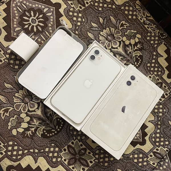 iphone 11 dual sim pta aproved with original box 9