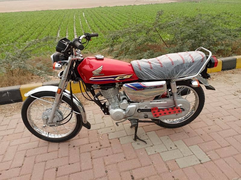 Honda self start 24 model brand new showroom condition bike03446464638 7