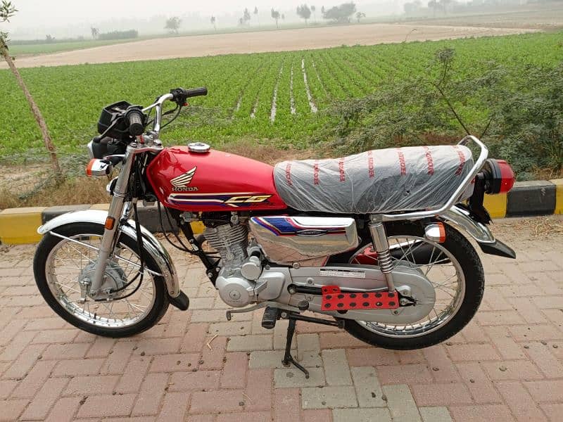 Honda self start 24 model brand new showroom condition bike03446464638 18