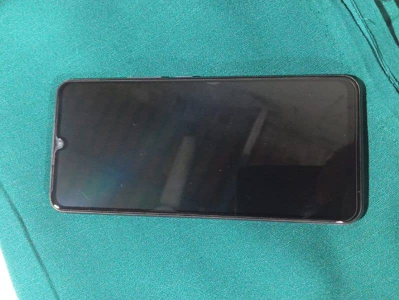 vivo y55 lush condition with original charge and box no any fault 1