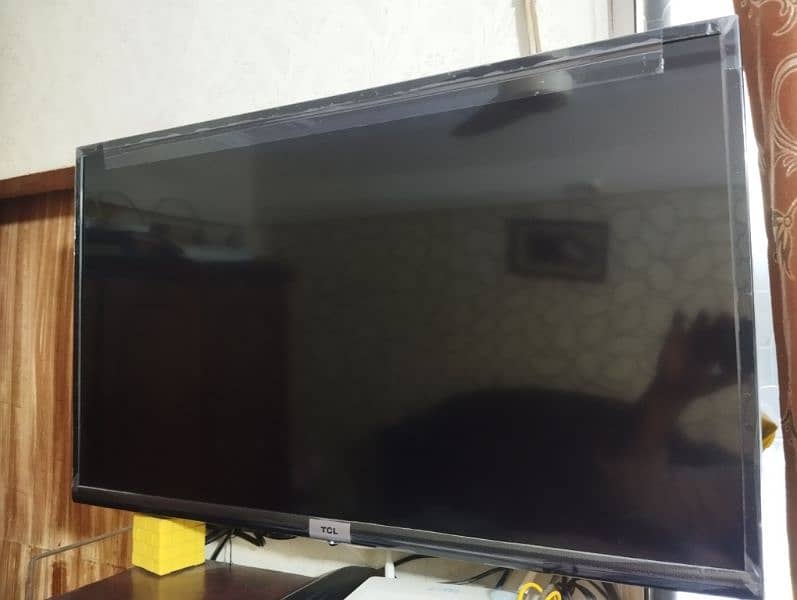 2 months used like new TCL Android LED 3