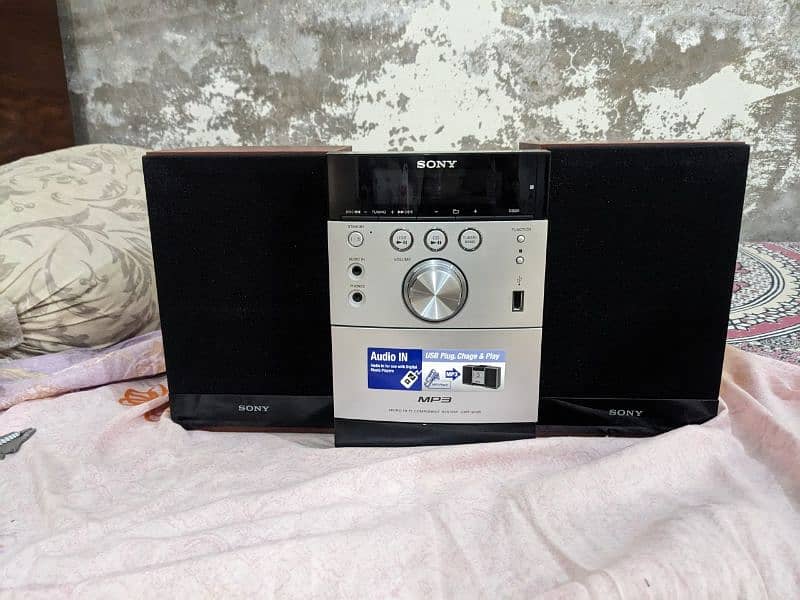 sony audio micro HI FI component  system cmt -eh25 0