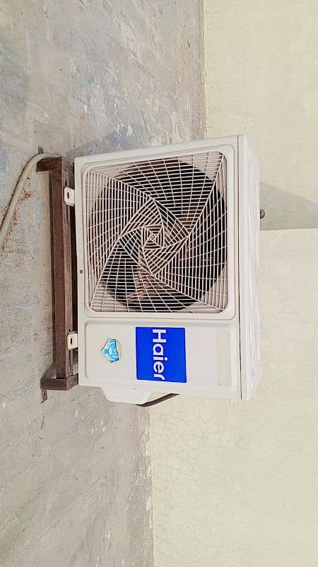 Haier 1 ton Dc Inverter Totally genuine with 15 days guarantee 1