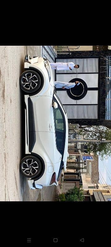 Toyota C-HR 2017 3