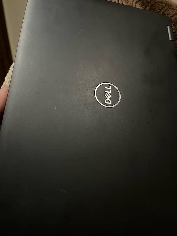 Dell Laptop 6