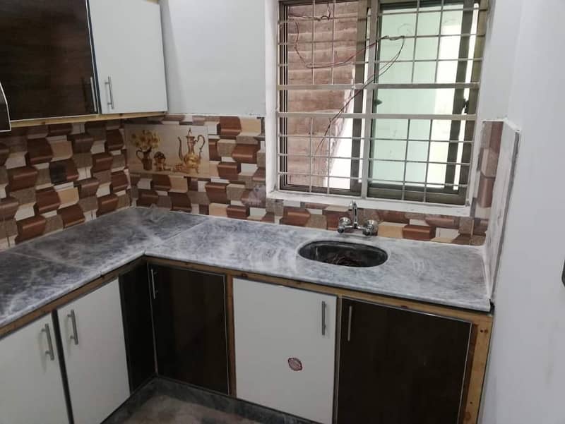 5 Marla double storey House for rent Shalimar colony Multan 3