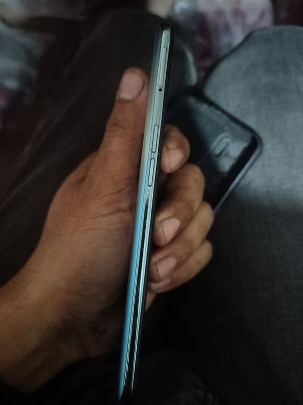 oppo Reno 6.8/128 2