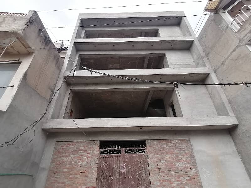 Gorgeous 10 Marla Building Available For Rent On Maulana Shaukat Ali Road 1