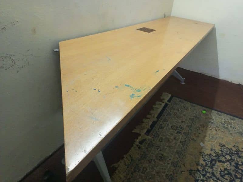 wooden table, in a good condition for office 0